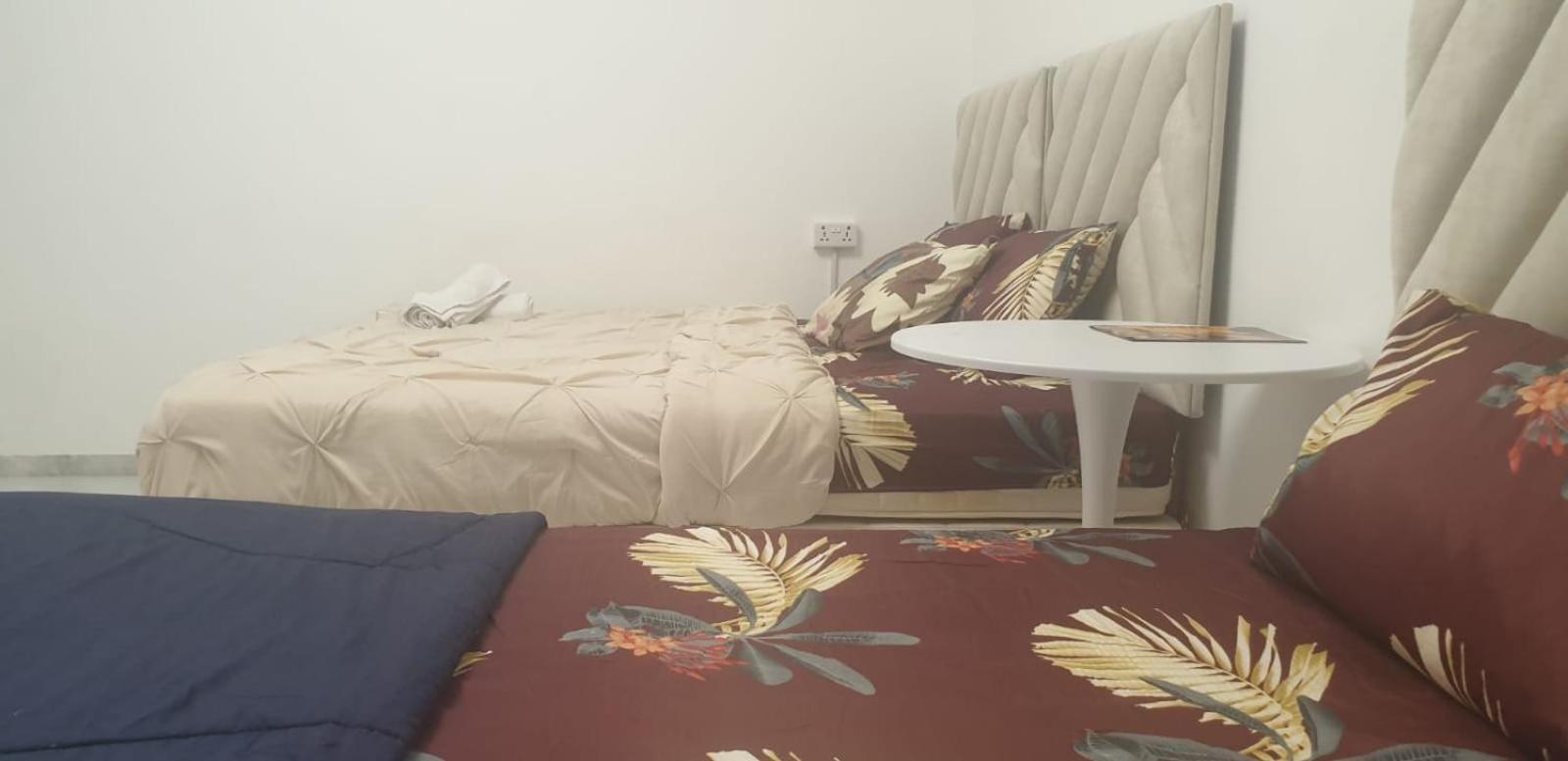 International Abu-Dhabi Hostel Villa อาบูดาบี ภายนอก รูปภาพ